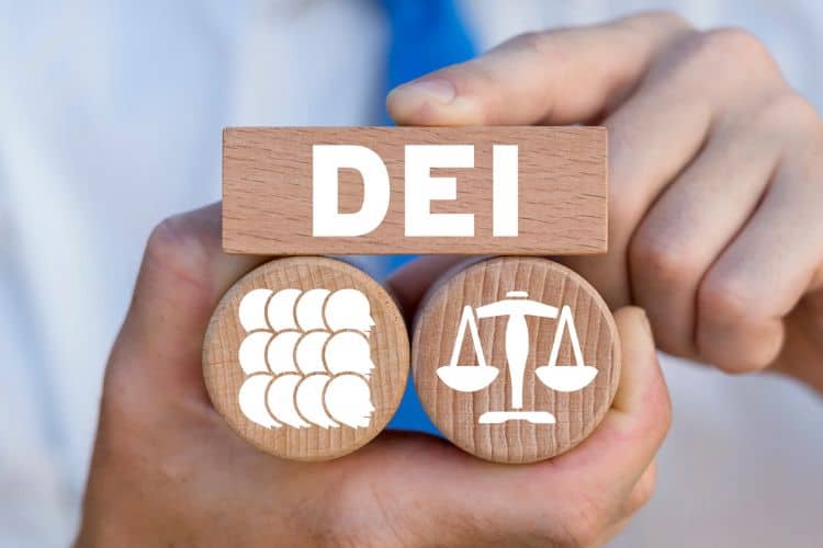 DEI là gì? Hiểu đúng về Đa dạng, Công bằng và Hòa nhập trong môi trường hiện đại